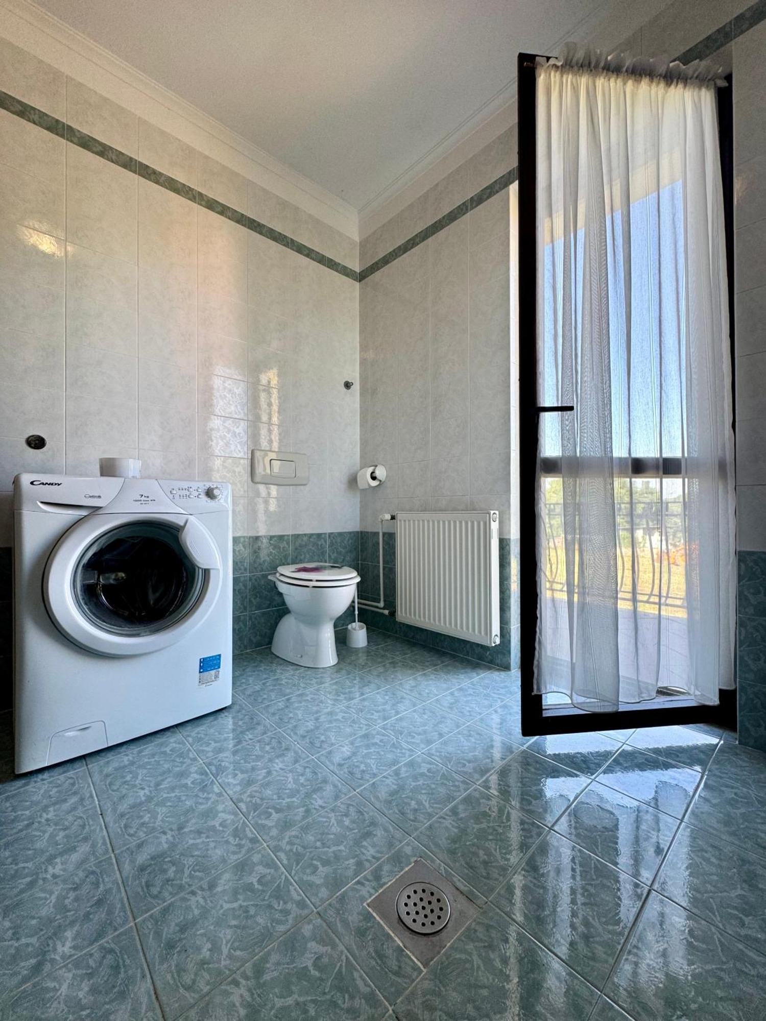 Apartman Ostrea *** Bale Esterno foto