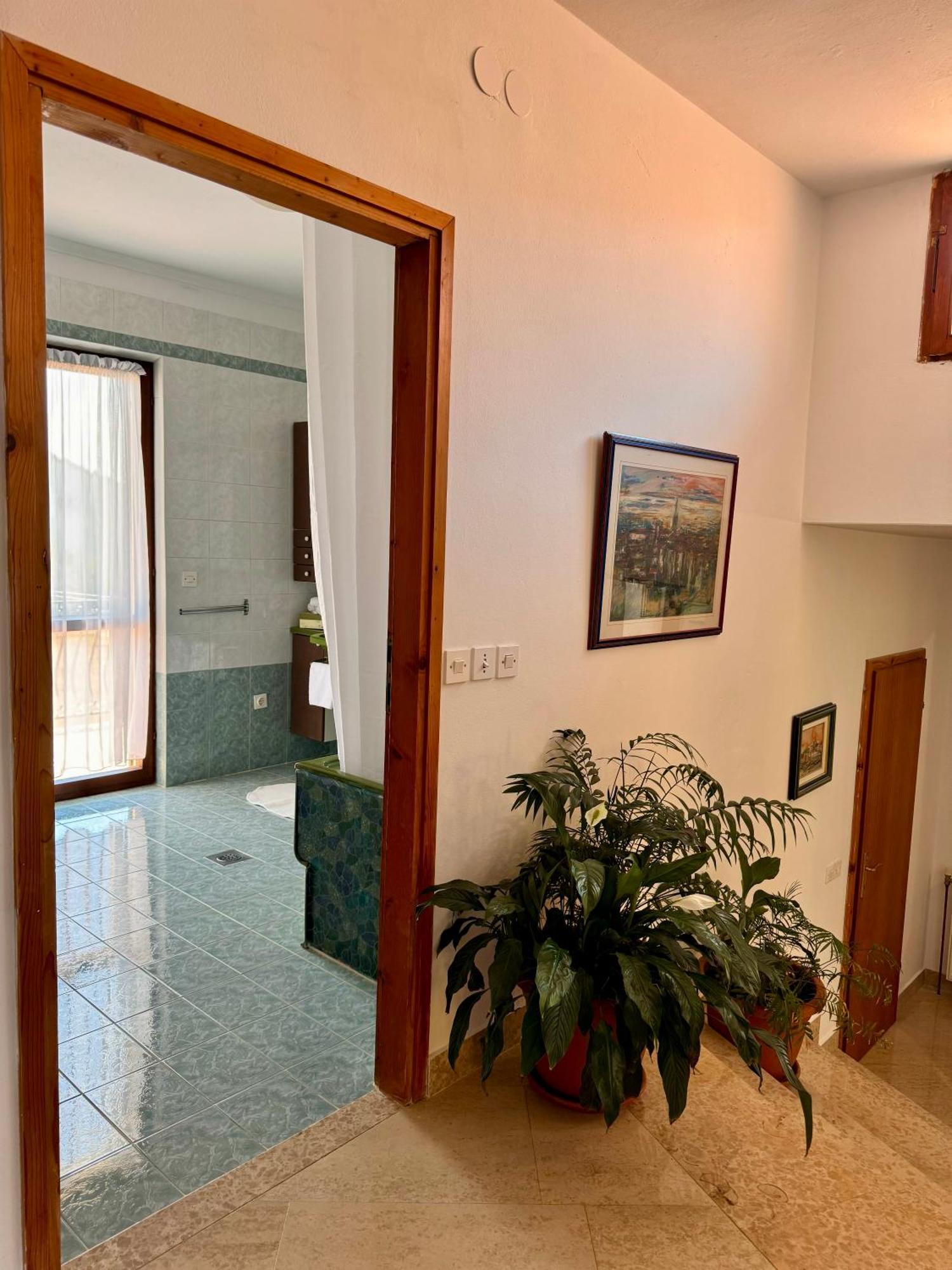 Apartman Ostrea *** Bale Esterno foto