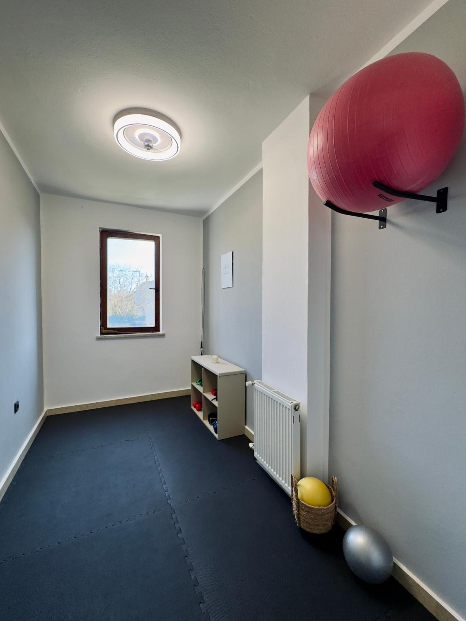 Apartman Ostrea *** Bale Esterno foto