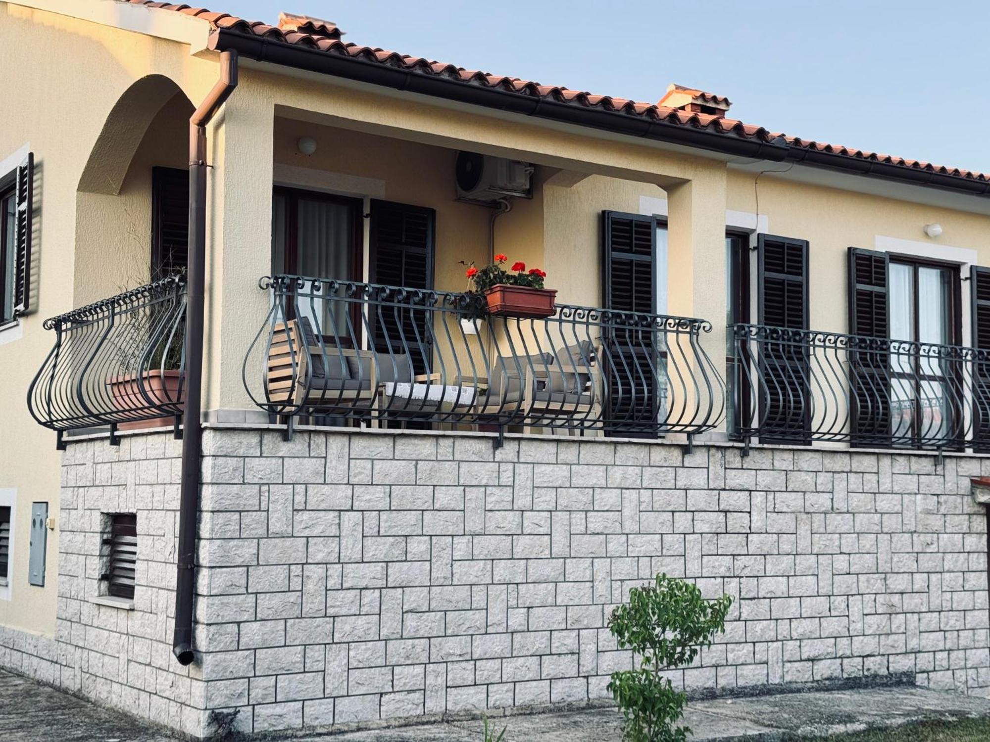 Apartman Ostrea *** Bale Esterno foto