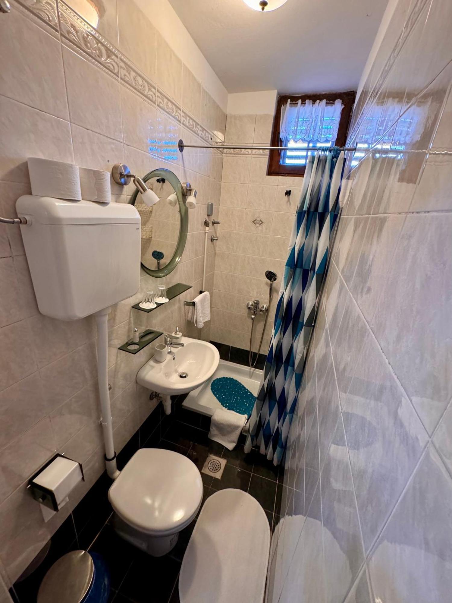 Apartman Ostrea *** Bale Esterno foto